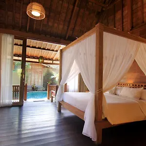 https://taulan-villa-and-restaurant.hotelsseminyak.net